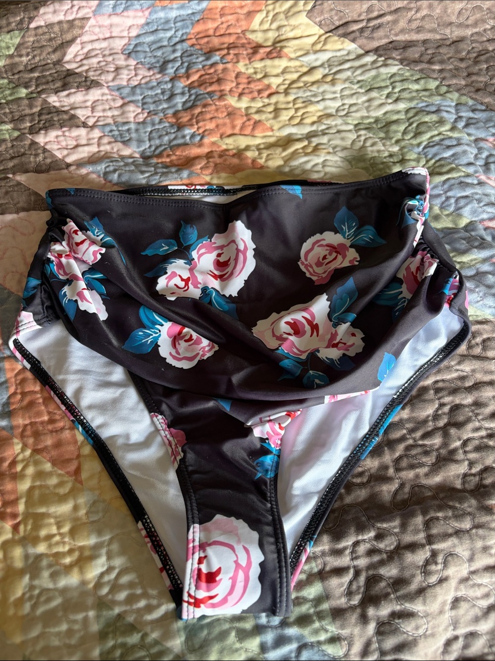 Floral High-Waist Bikini Bottoms - Black with Pink Roses